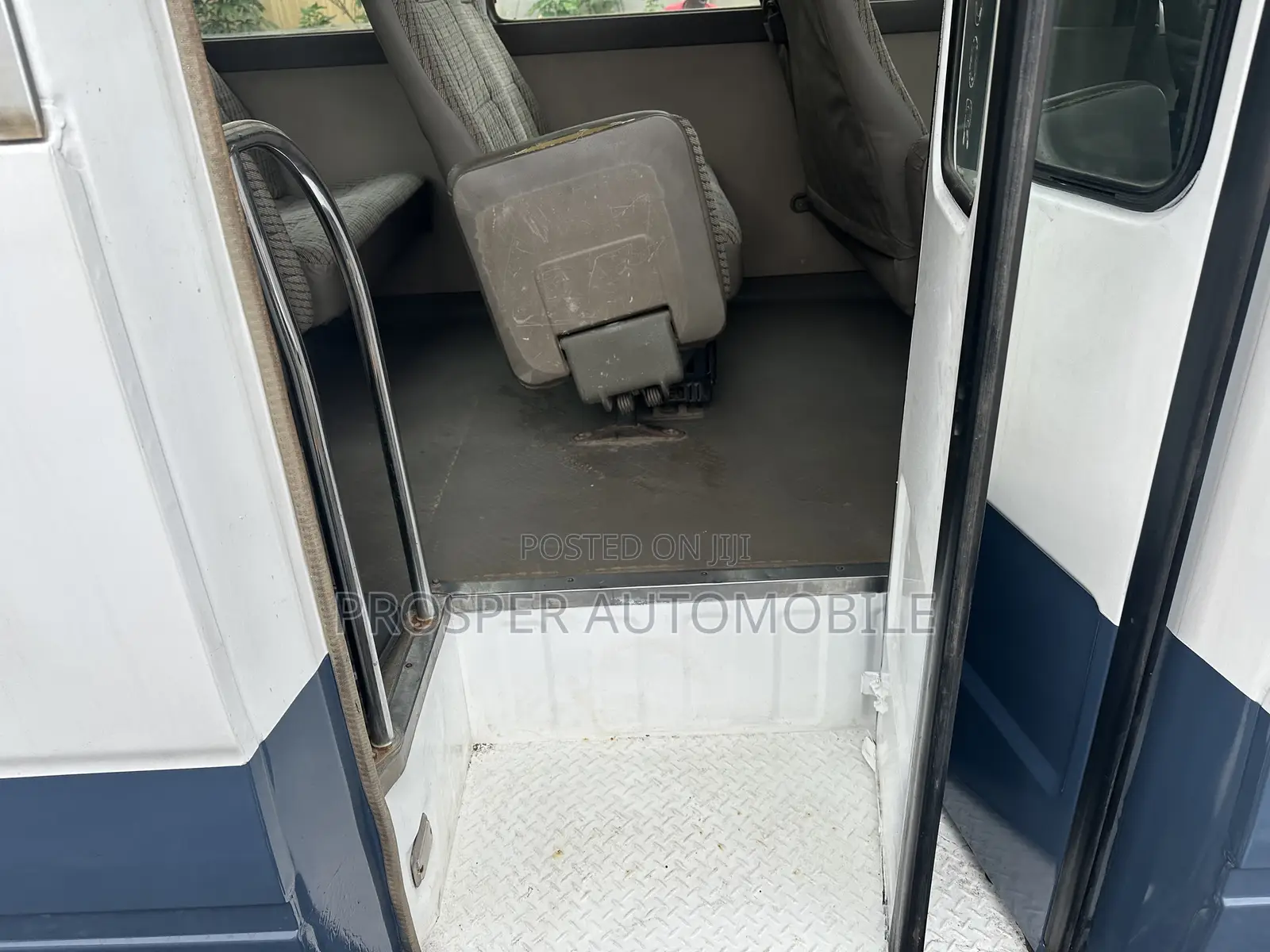 Toyota Coaster 2010 White