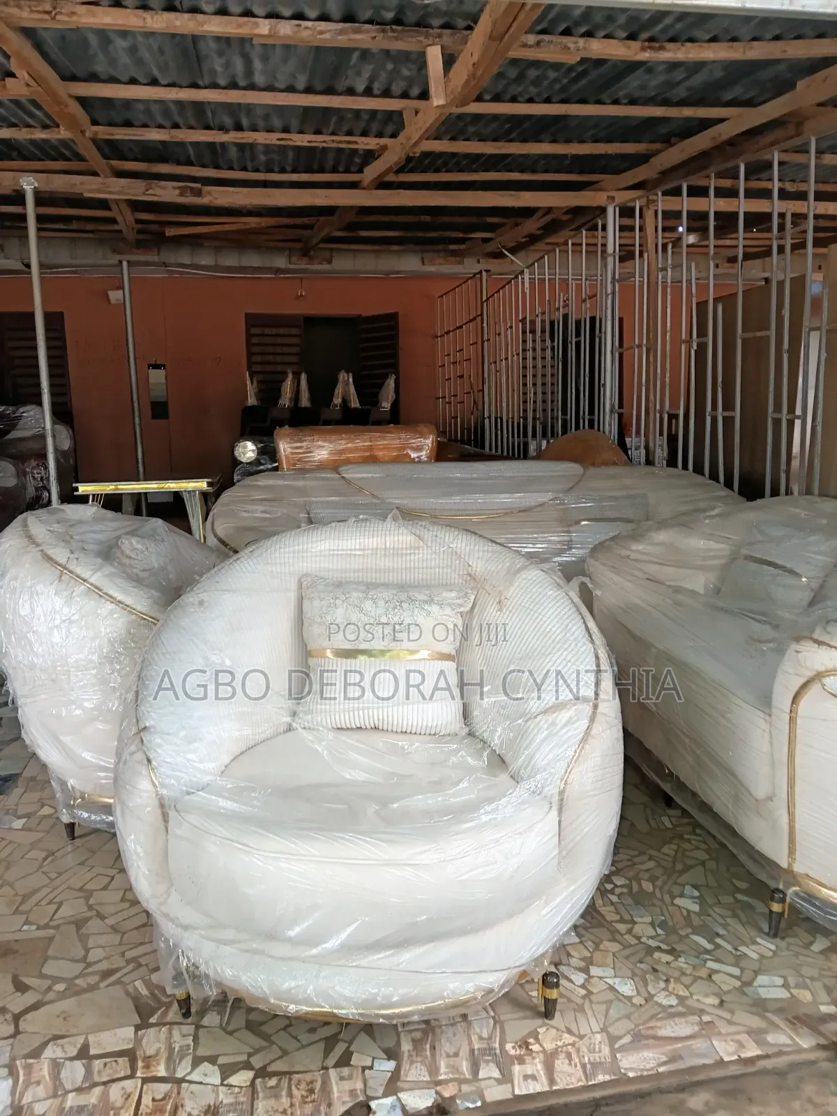 Luxury Cream White Gold Accent Sofa Set
