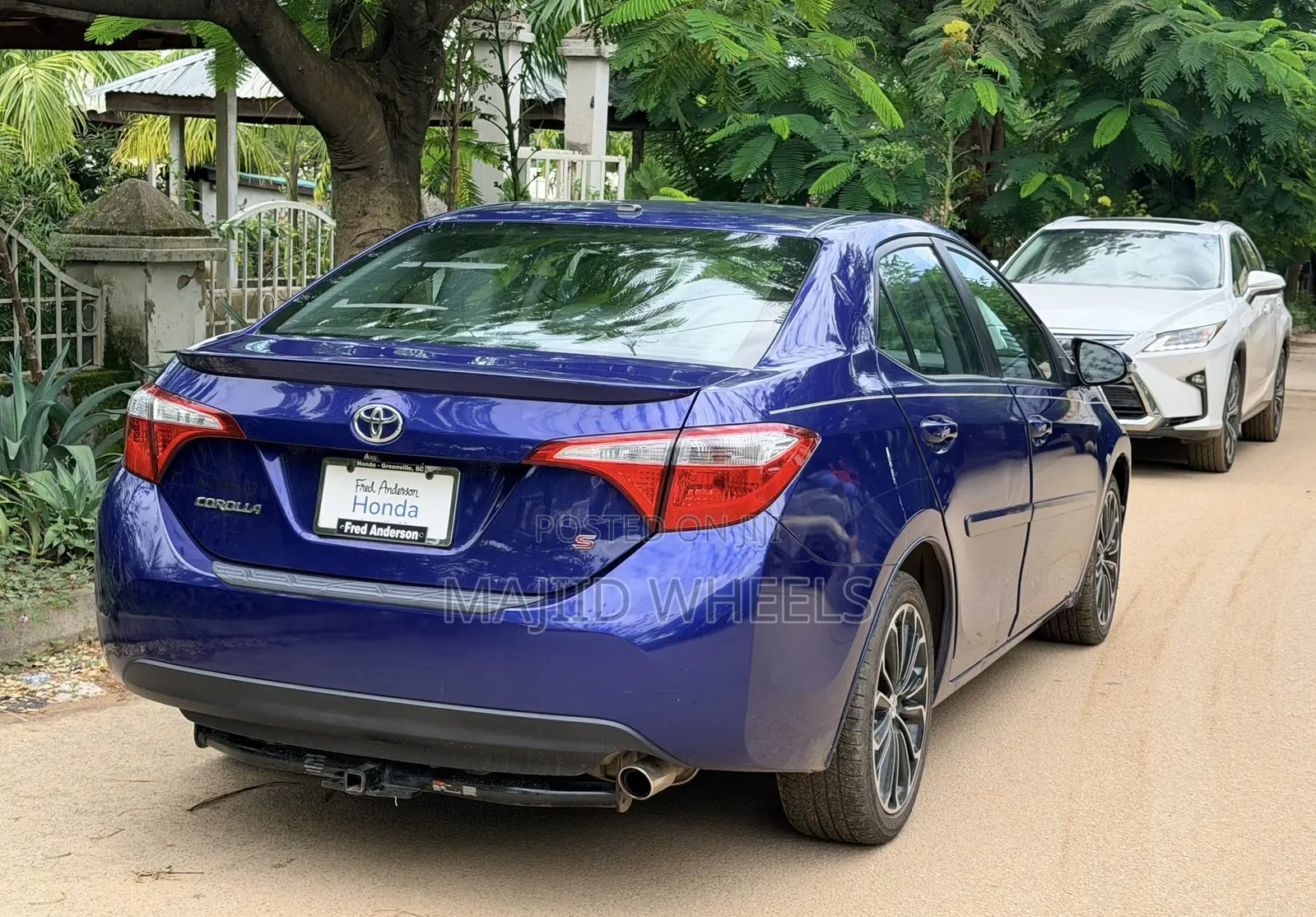 Toyota Corolla 2015 Blue