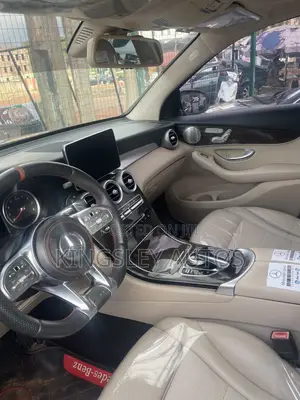 Mercedes-Benz GLC-Class 2016 Blue