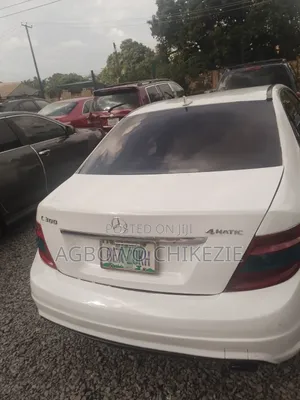 Mercedes-Benz C300 2011 White