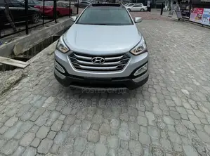Hyundai Santa Fe Limited 4dr SUV AWD (3.3L 6cyl 6A) 2015 Silver