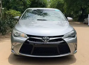 Toyota Camry 2015 Silver