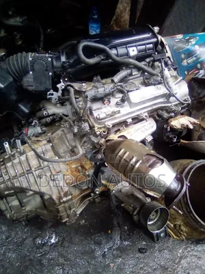 Automatic Transmission and Engine for Lexus RX 350.