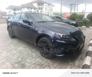 Lexus IS 2008 Blue