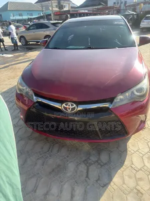 Toyota Camry 2016 Red
