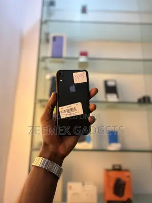 Apple iPhone XR 64 GB Black