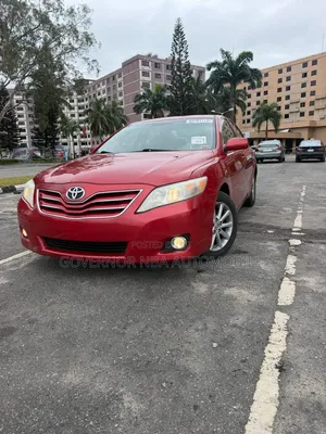 Toyota Camry XLE 4dr Sedan (2.5L 4cyl 6A) 2011 Red