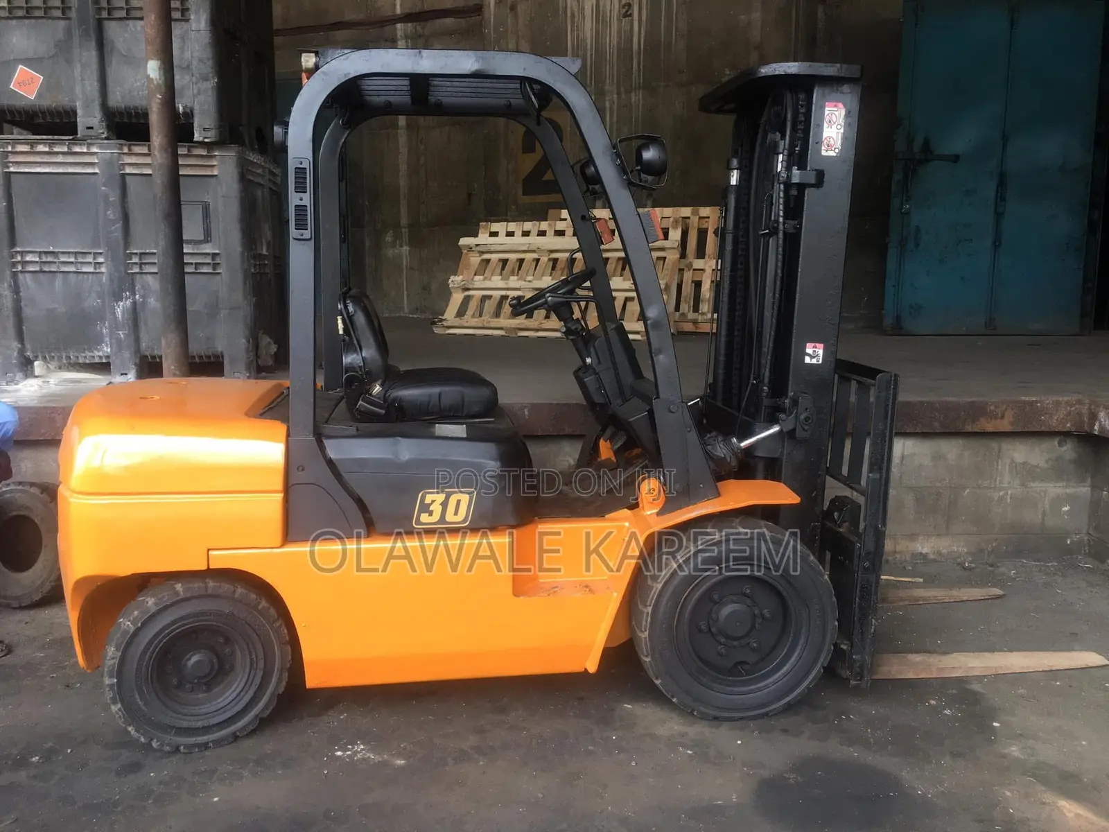 3tons Forklift Available for Hire
