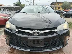 Toyota Camry SE 4dr Sedan (2.5L 4cyl 6A) 2017 Black
