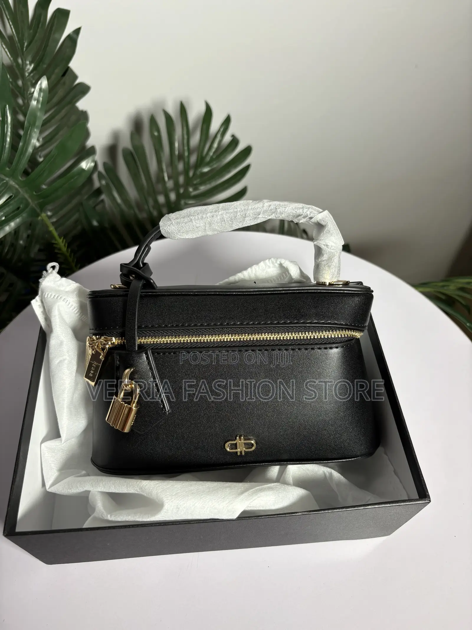 Pedro Boxed Bag