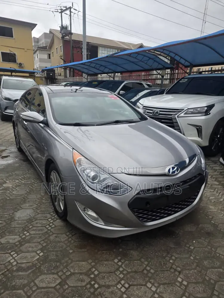 Hyundai Sonata 2014 Silver