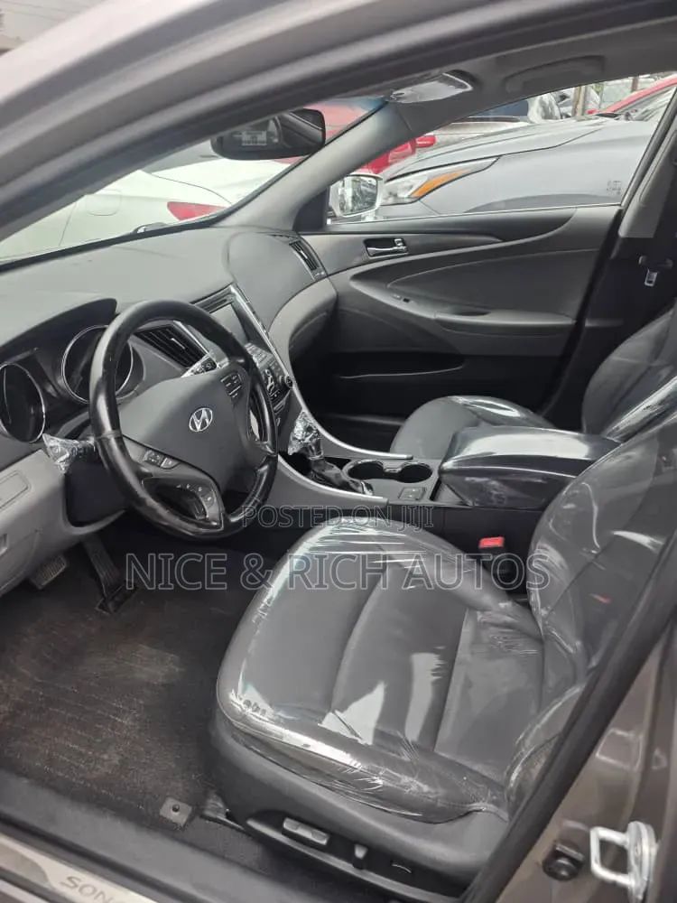 Hyundai Sonata 2014 Silver