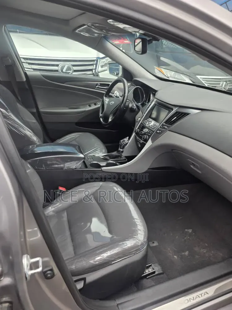 Hyundai Sonata 2014 Silver