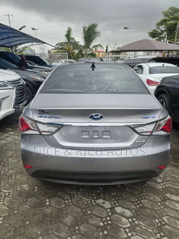 Hyundai Sonata 2014 Silver