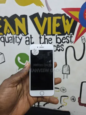 Apple iPhone 8 64 GB White