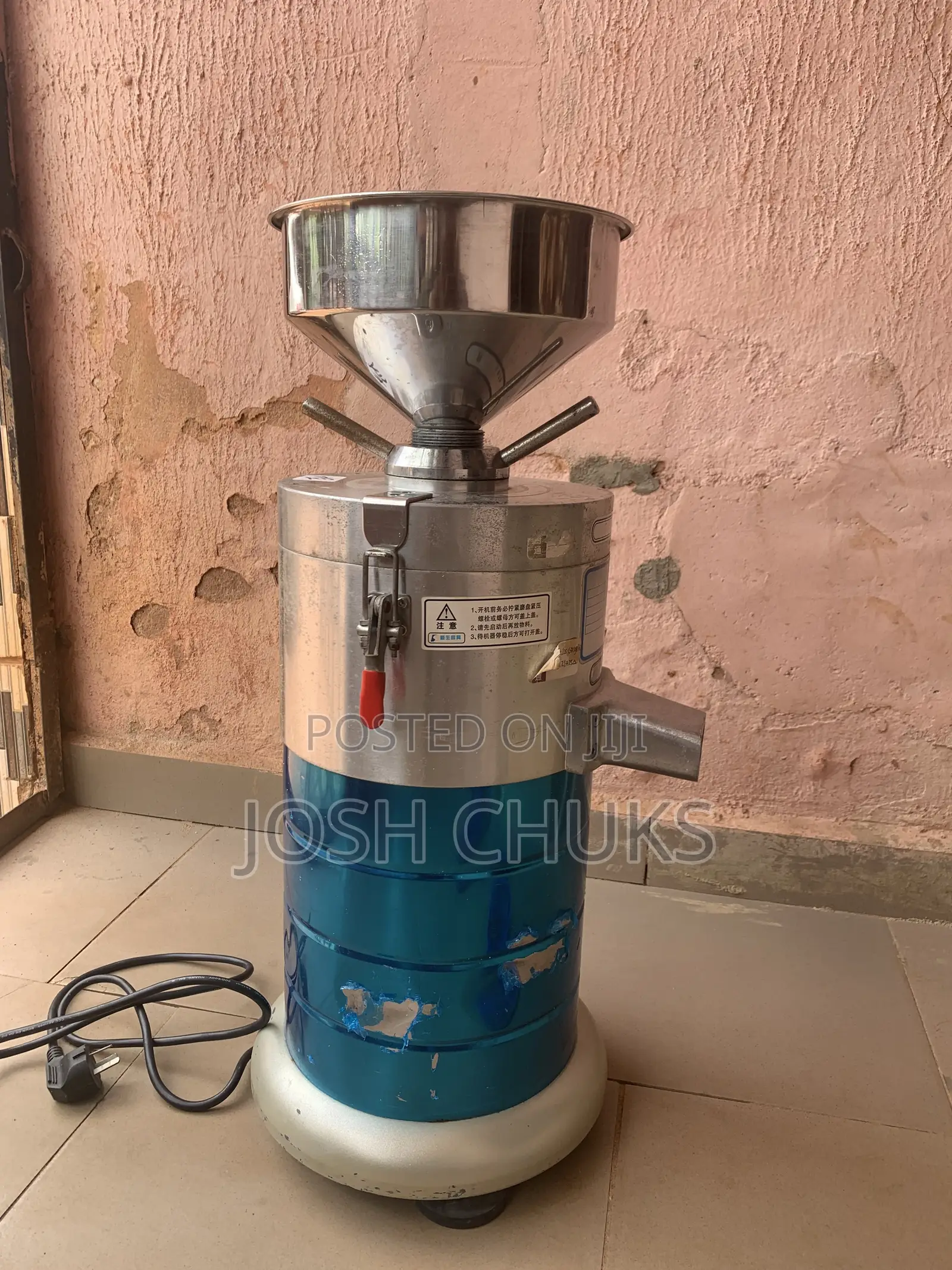 Industrial Juicer