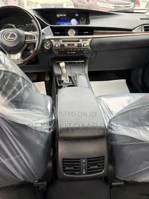 Lexus ES 2017 Gray