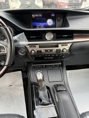 Lexus ES 2017 Gray