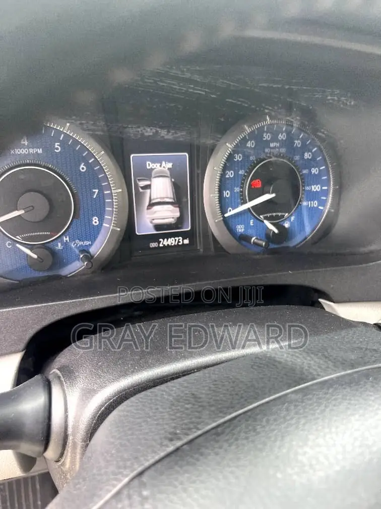 Toyota Sienna 2019 Silver