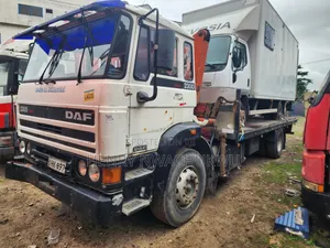 Daf 2300 Hiab 6tyres Foreign Used