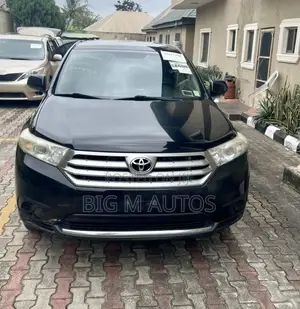 Toyota Highlander 3.5L 4WD 2013 Black