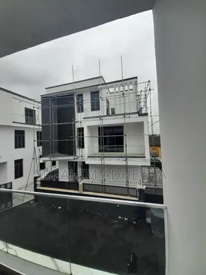5bdrm Duplex in Omole Phase2 for sale