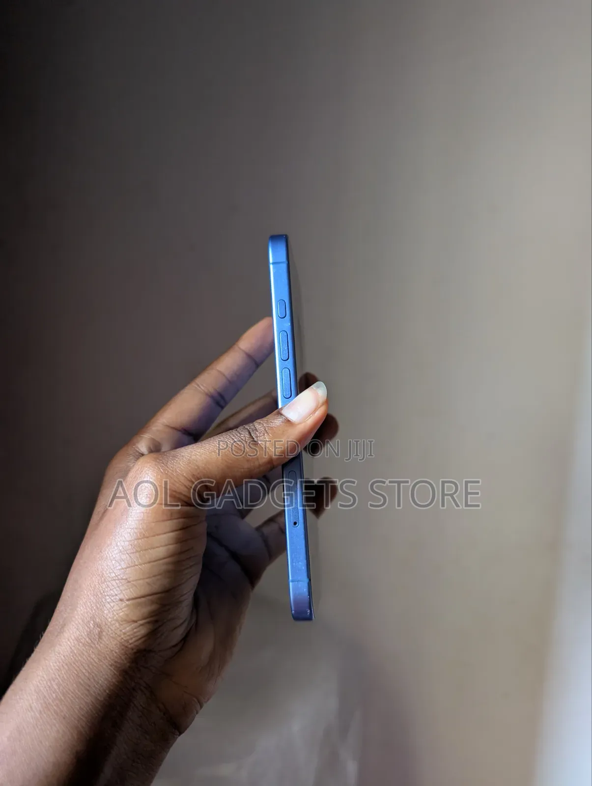 Apple iPhone 16 128 GB Blue