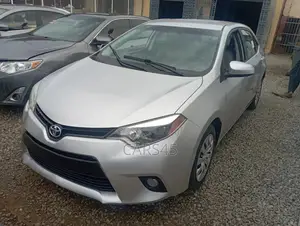 Toyota Corolla 2016 Silver