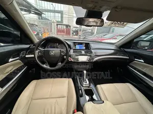 Honda Accord Crosstour EX-L w/Navigation AWD 2015