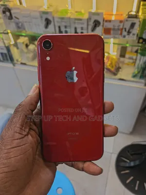 Apple iPhone XR 64 GB Red