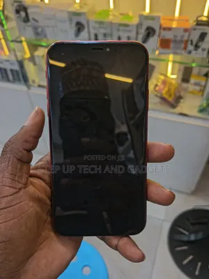 Apple iPhone XR 64 GB Red