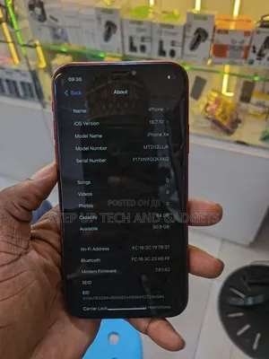 Apple iPhone XR 64 GB Red