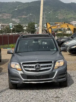 Mercedes-Benz GLK-Class 350 SUV 2013 Gray