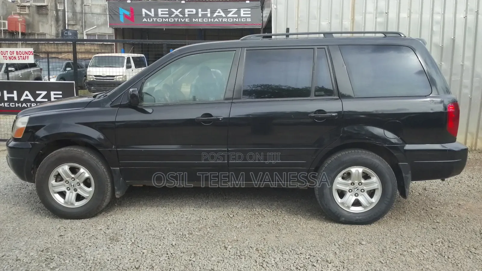 Honda Pilot 2004 Black