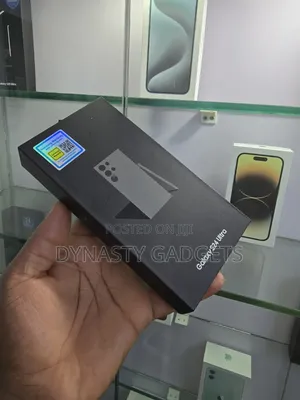 New Samsung Galaxy S24 Ultra 256 GB