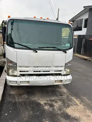 Isuzu Cooking Truck 2009 White