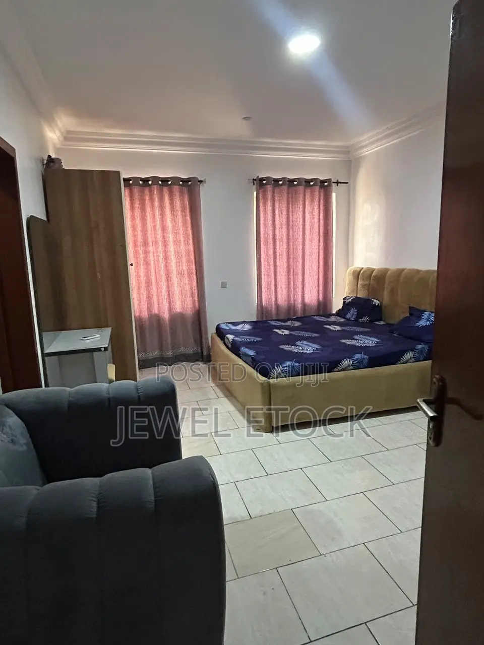Shared Apartment