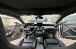 Mercedes-Benz CLA-Class 2018 Silver