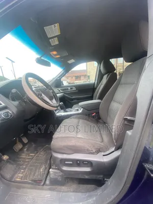 Ford Explorer 2011 Blue