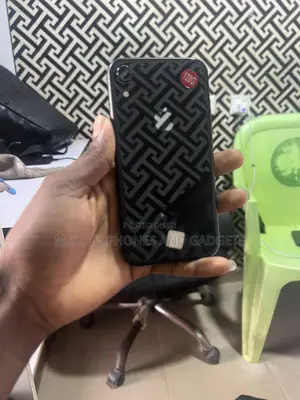 Apple iPhone XR 128 GB Black