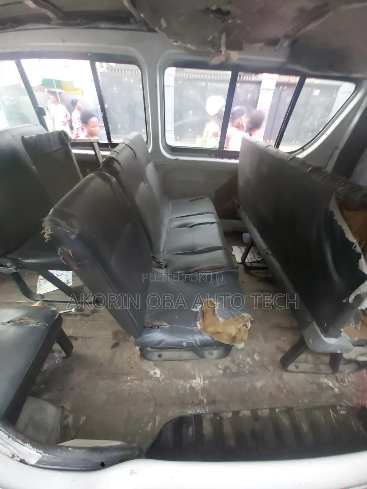 Toyota HiAce 2010 White