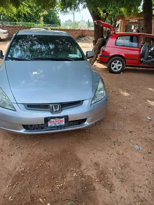 Honda Accord 2005 Silver