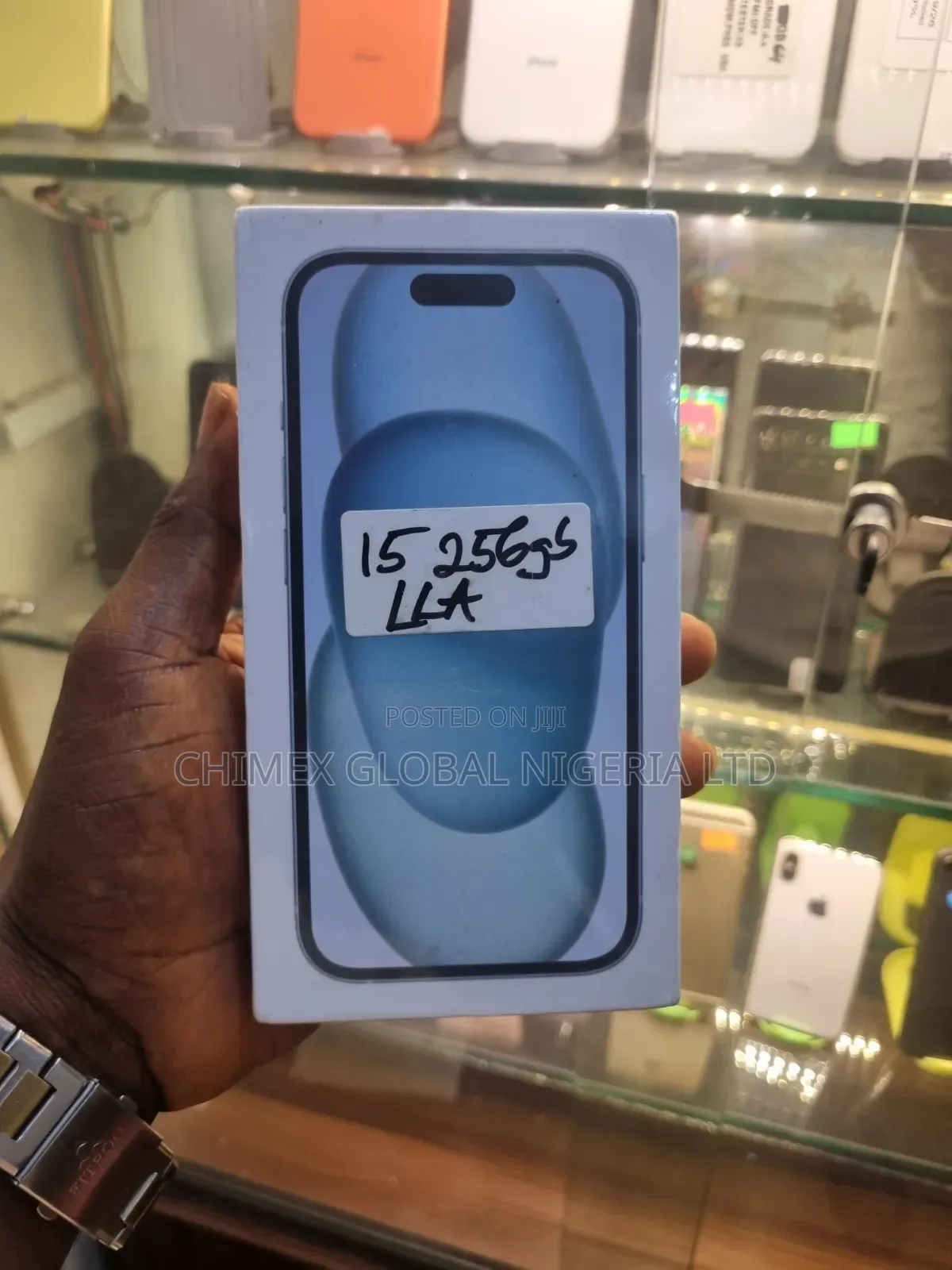 New Apple iPhone 15 256 GB