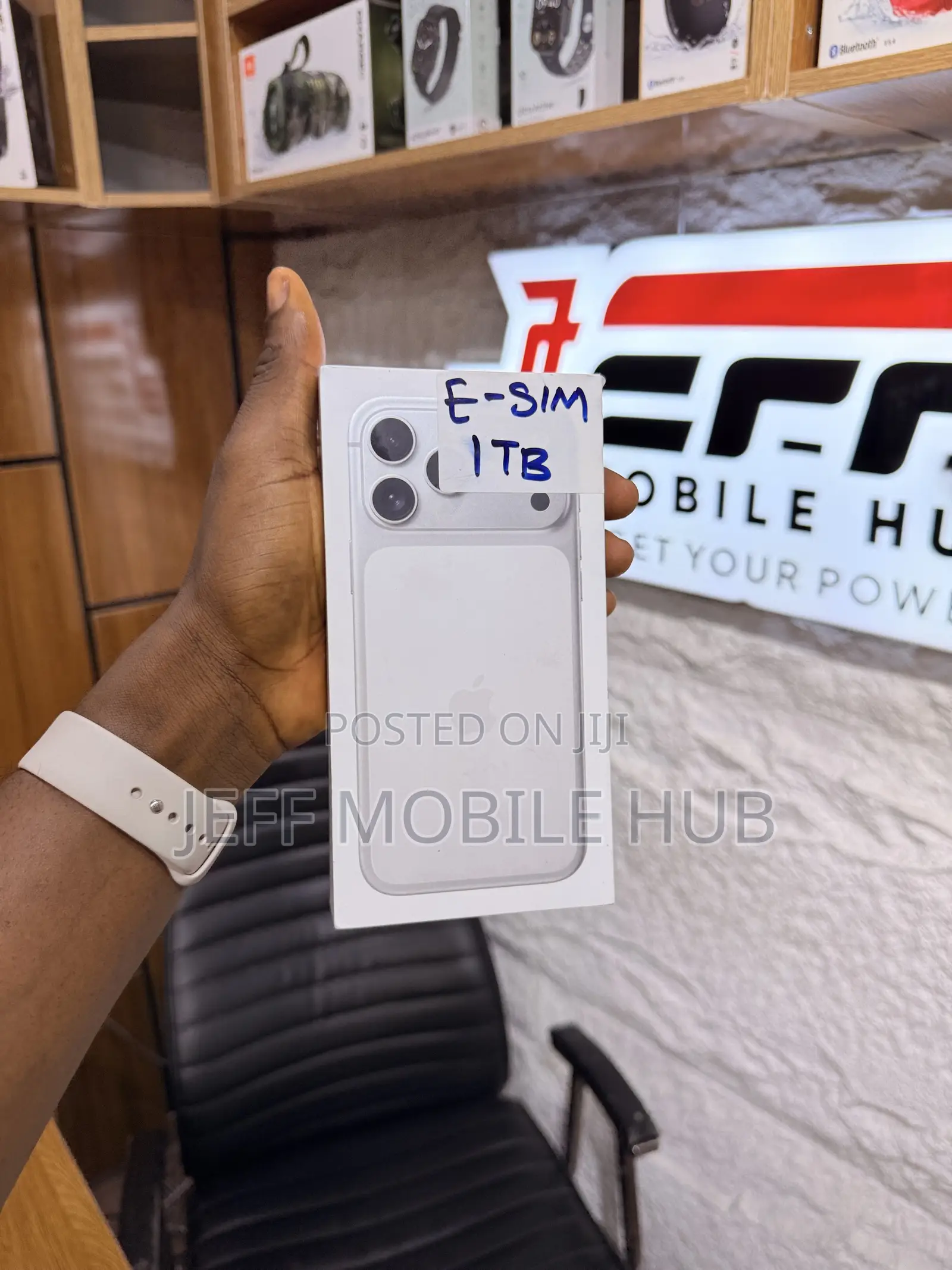New Apple iPhone 17 Pro 1 TB Silver
