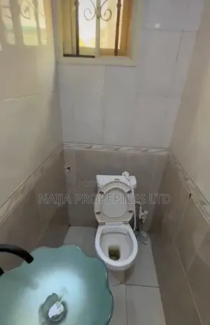 Mini Flat in Idado for rent