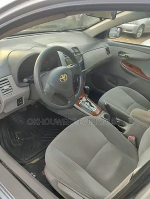 Toyota Corolla 2008 Silver
