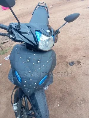 TVS Neo NX 2025 Black