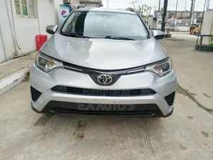 Toyota RAV4 2017 Silver
