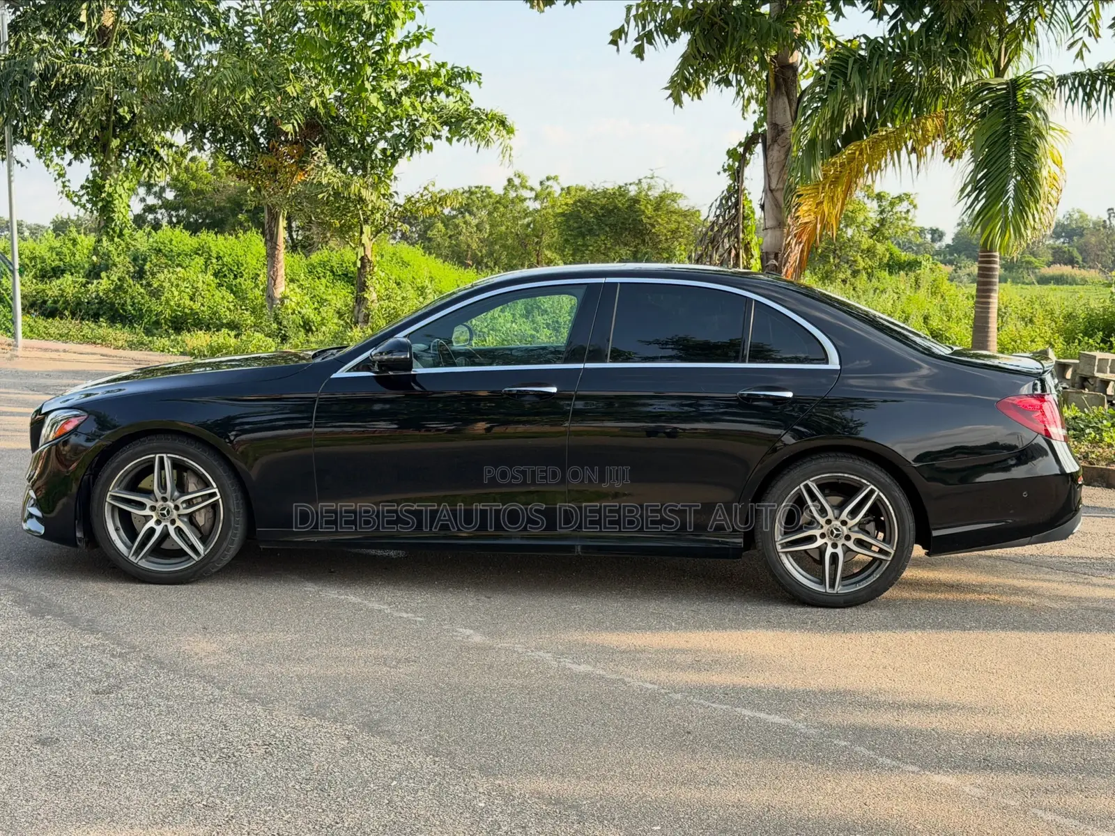 Mercedes-Benz E300 2019 Black